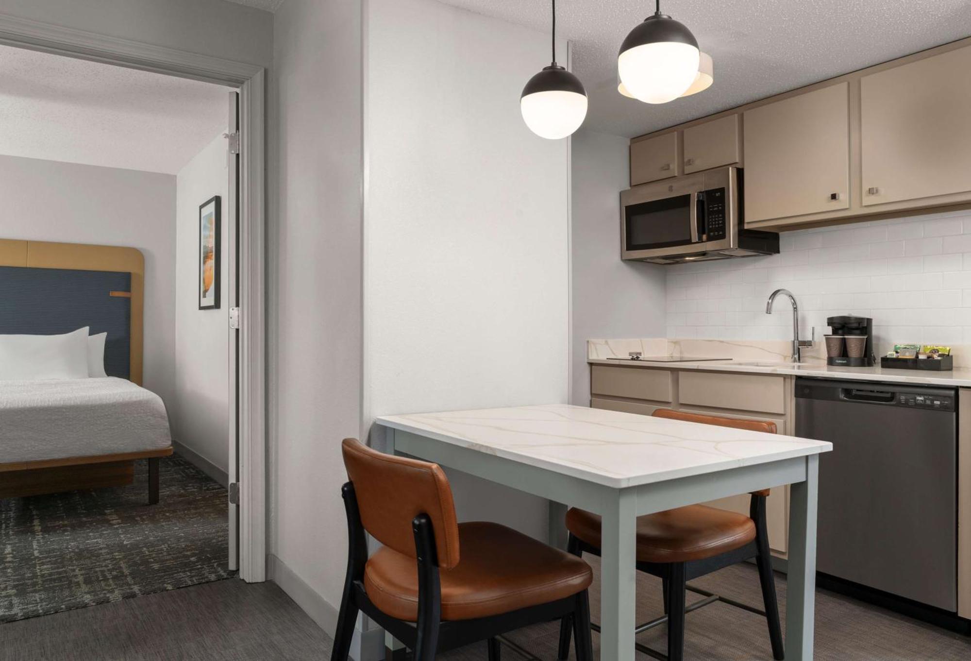 Homewood Suites By Hilton Chester Exterior foto